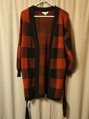 Time and Tru Black and Rust Plaid Open Cardigan